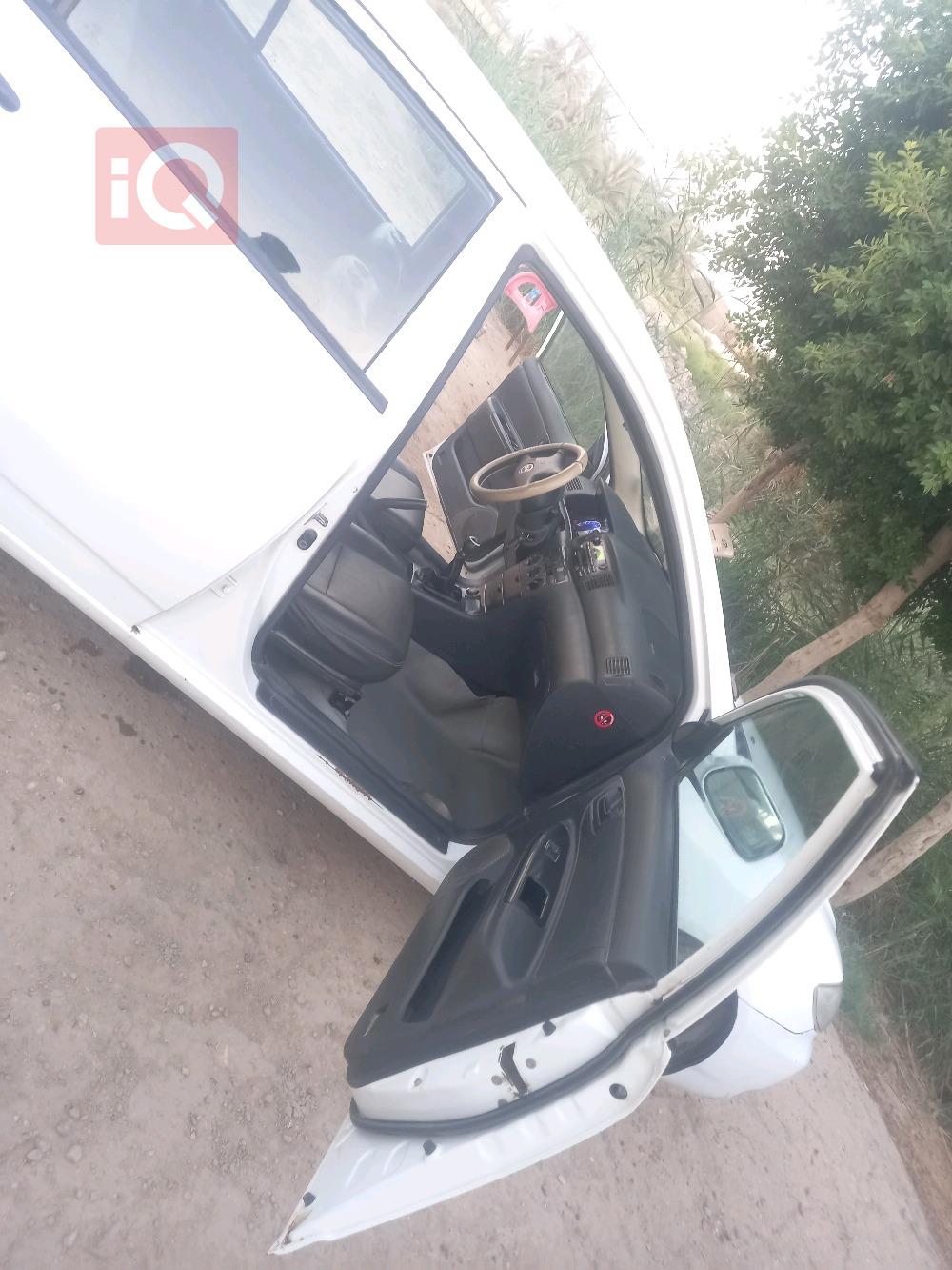 بي واي دي F3